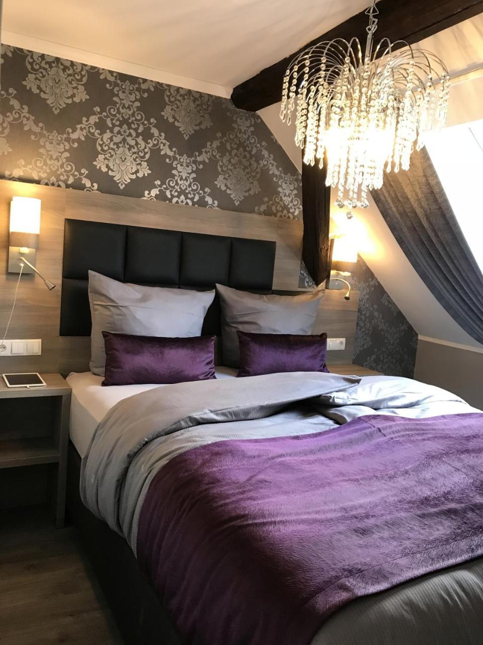 Apartmenthaus Burgenheimat In Rhens Bei Koblenz Kültér fotó