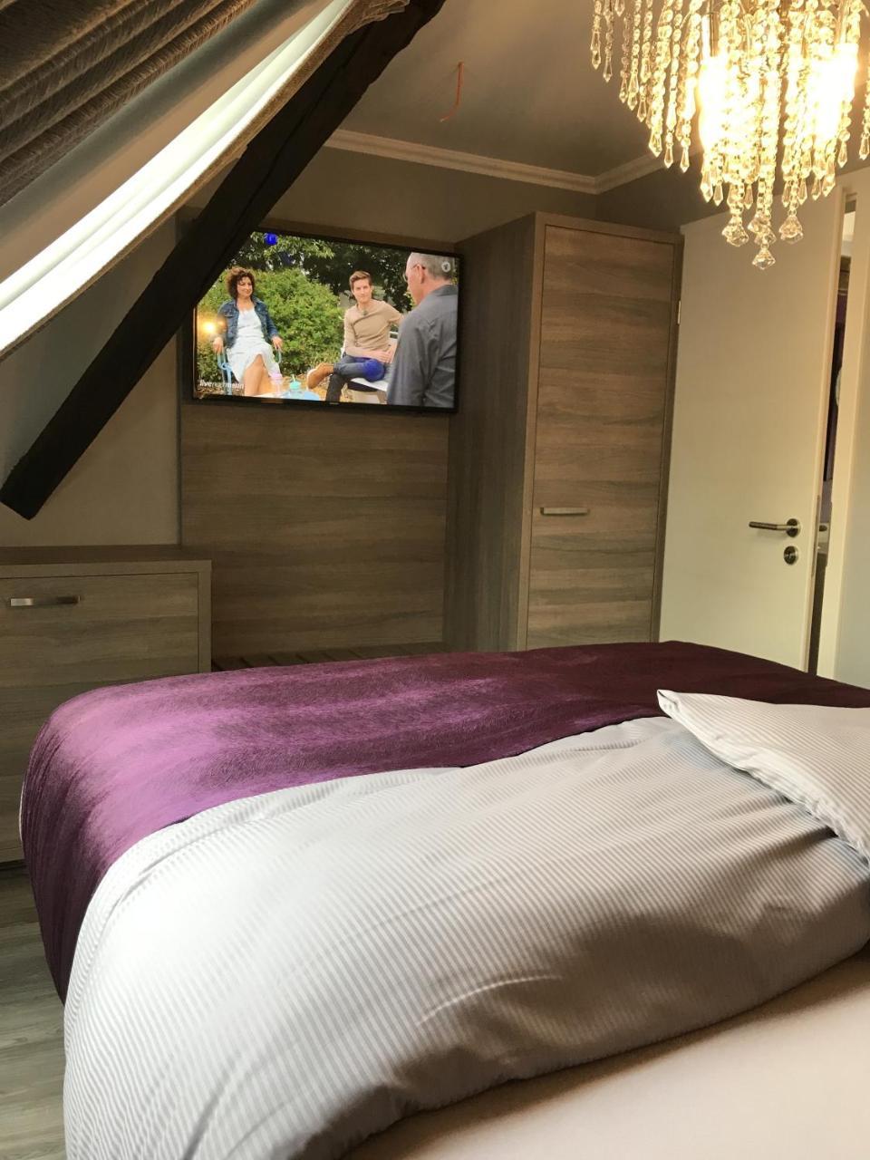 Apartmenthaus Burgenheimat In Rhens Bei Koblenz Kültér fotó