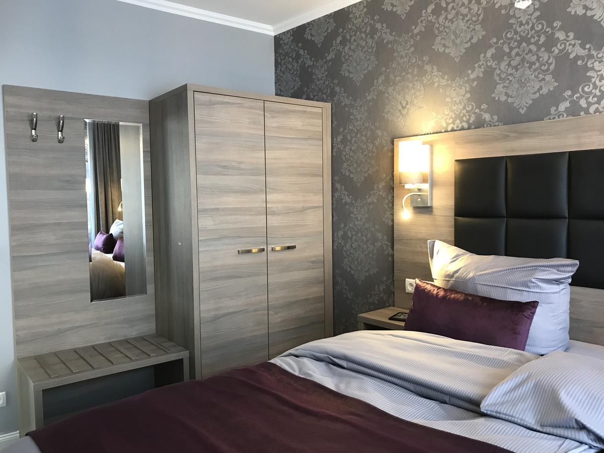 Apartmenthaus Burgenheimat In Rhens Bei Koblenz Kültér fotó