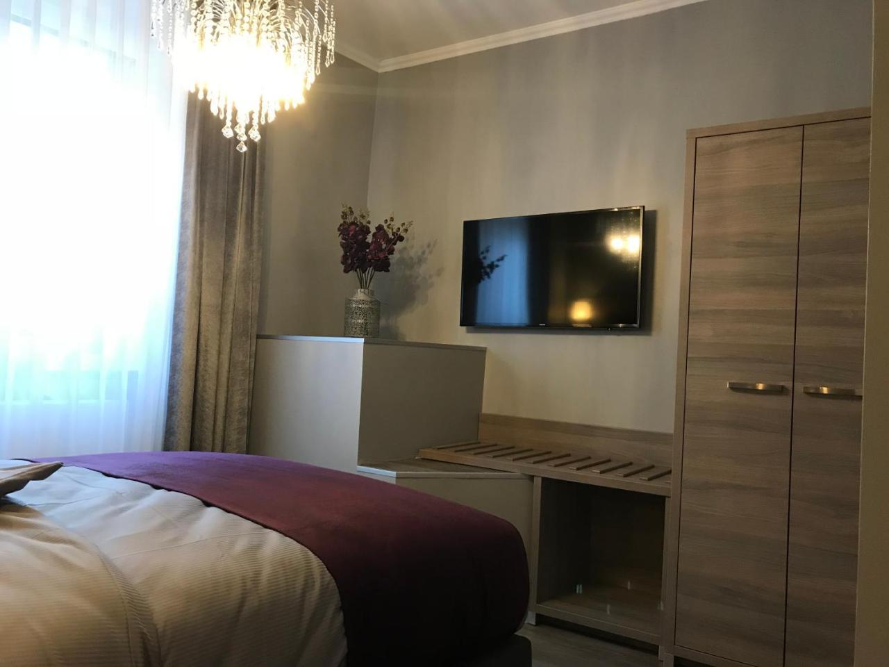 Apartmenthaus Burgenheimat In Rhens Bei Koblenz Kültér fotó