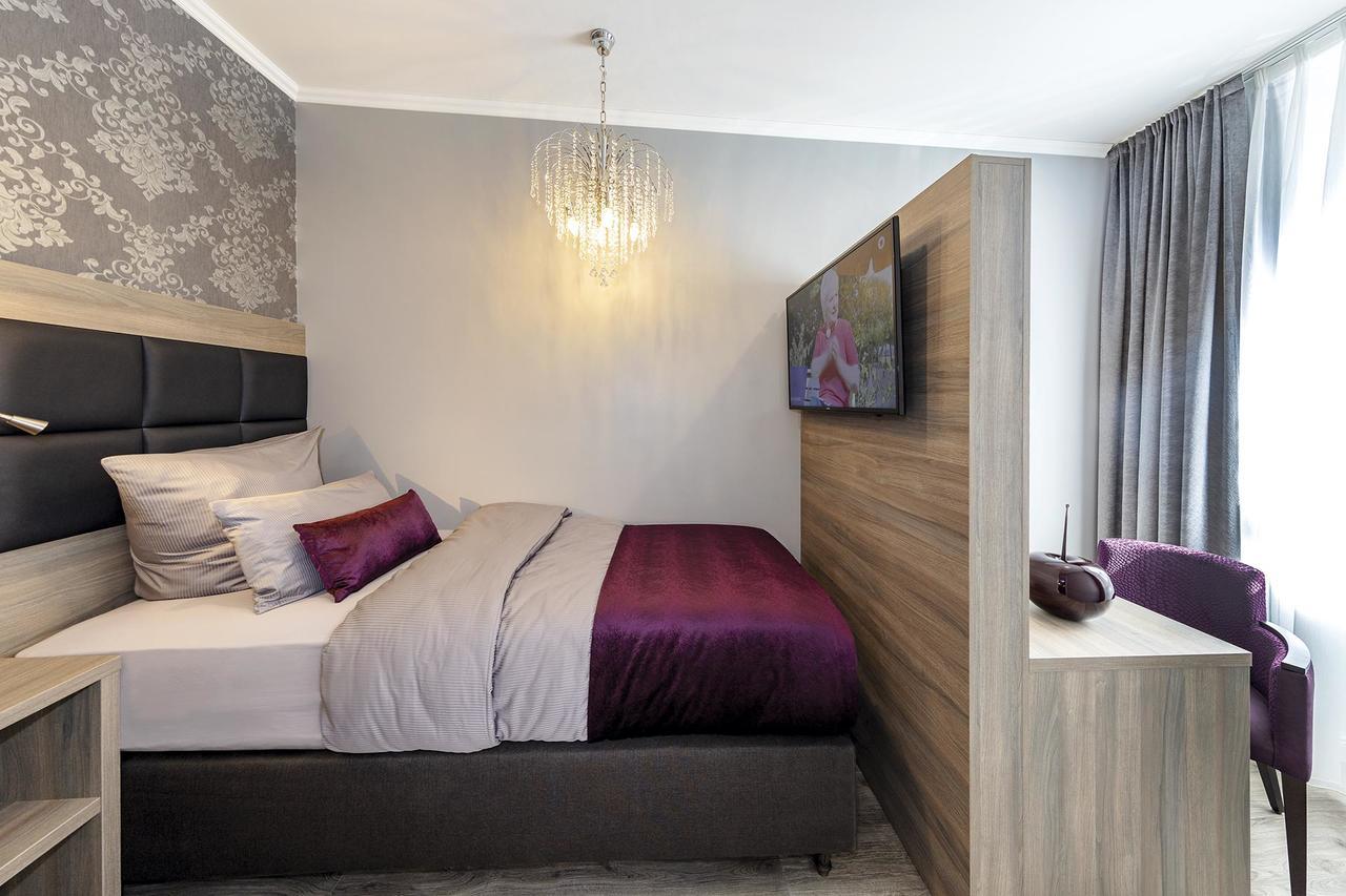 Apartmenthaus Burgenheimat In Rhens Bei Koblenz Kültér fotó