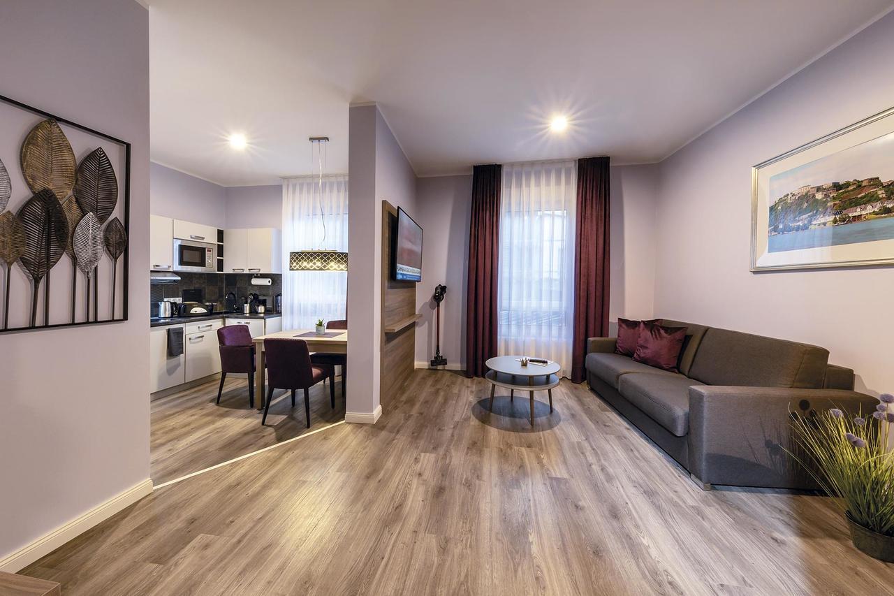 Apartmenthaus Burgenheimat In Rhens Bei Koblenz Kültér fotó